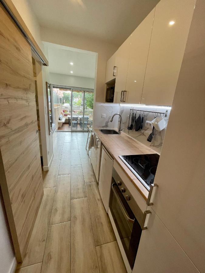 Superbe Studio Avec Terrasse Proximite Plage Сен-Мандріє-сюр-Мер Екстер'єр фото